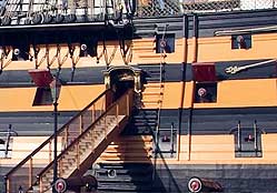 MDDM_HMS_Victory_Portsmouth_Dockyard_2005_02.jpg